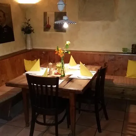 Kreuz Apartamento Schruns